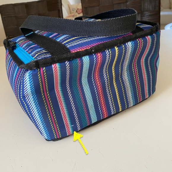 California Innovations Coldlok™ Lena Insulated Lunch Tote - Picture 7 of 16